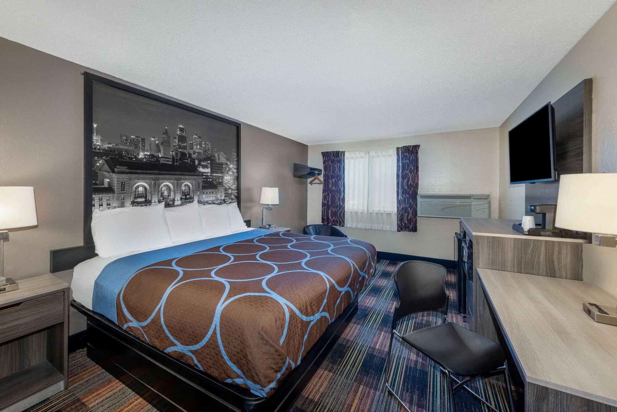 Super 8 By Wyndham Kansas City At Barry Road/Airport Dış mekan fotoğraf